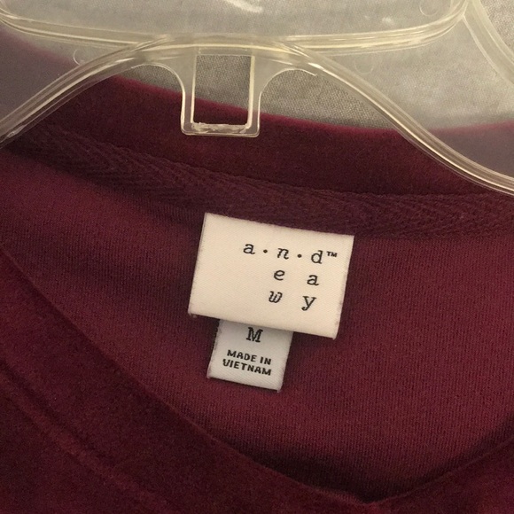 Top - Picture 2 of 2